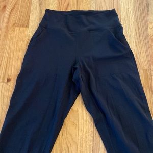 Lululemon joggers size 6